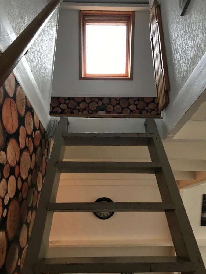 Heavenly Renovated Cabin Near Pittoresque Durbuy - Whistler Villa Exterior foto